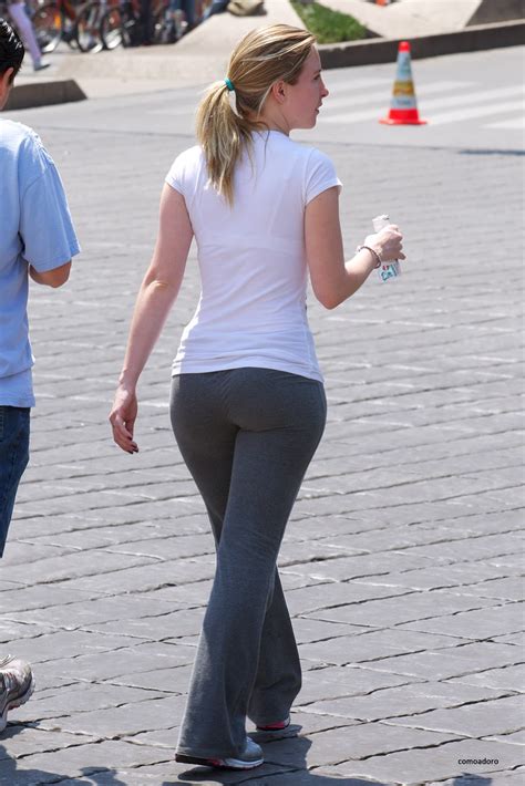 leggings creepshots|Bubble buttocks blonde milf tight ass in leggings